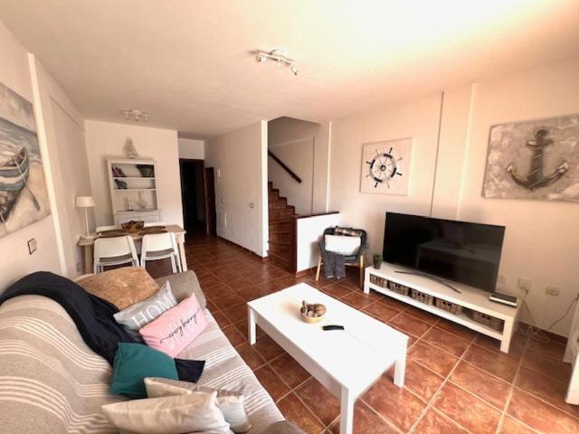 Apartamentos Vista Marina - El Medano 외부 사진