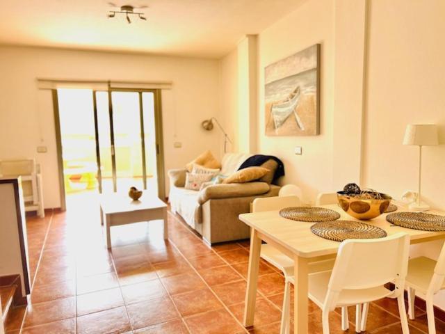 Apartamentos Vista Marina - El Medano 외부 사진
